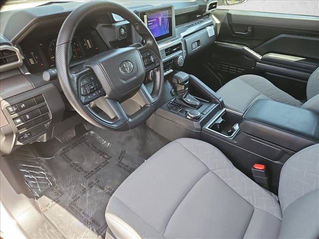 Certified 2025 Toyota Tacoma SR5 AWD/4WD image 12