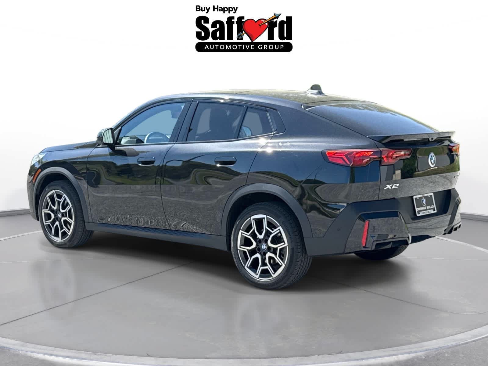Used 2025 BMW X2 xDrive28i AWD/4WD image 11