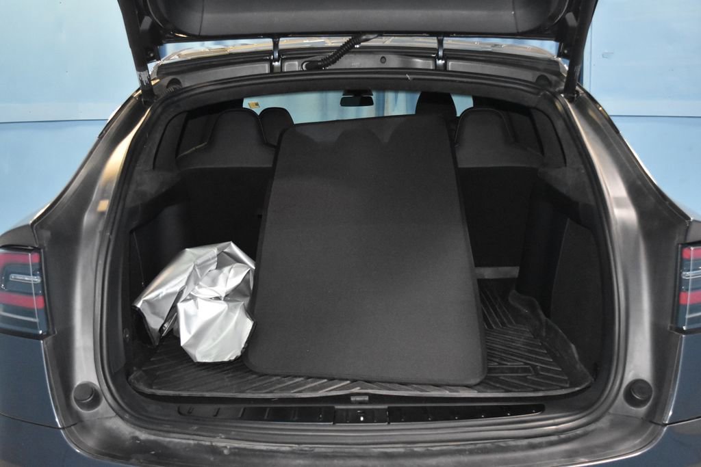 Used 2020 Tesla Model X Long Range image 30