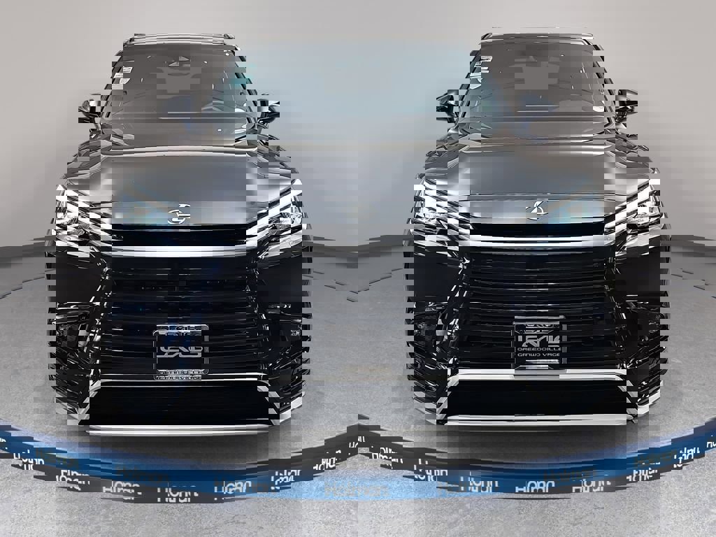 New 2026 Lexus TX 500h AWD image 2