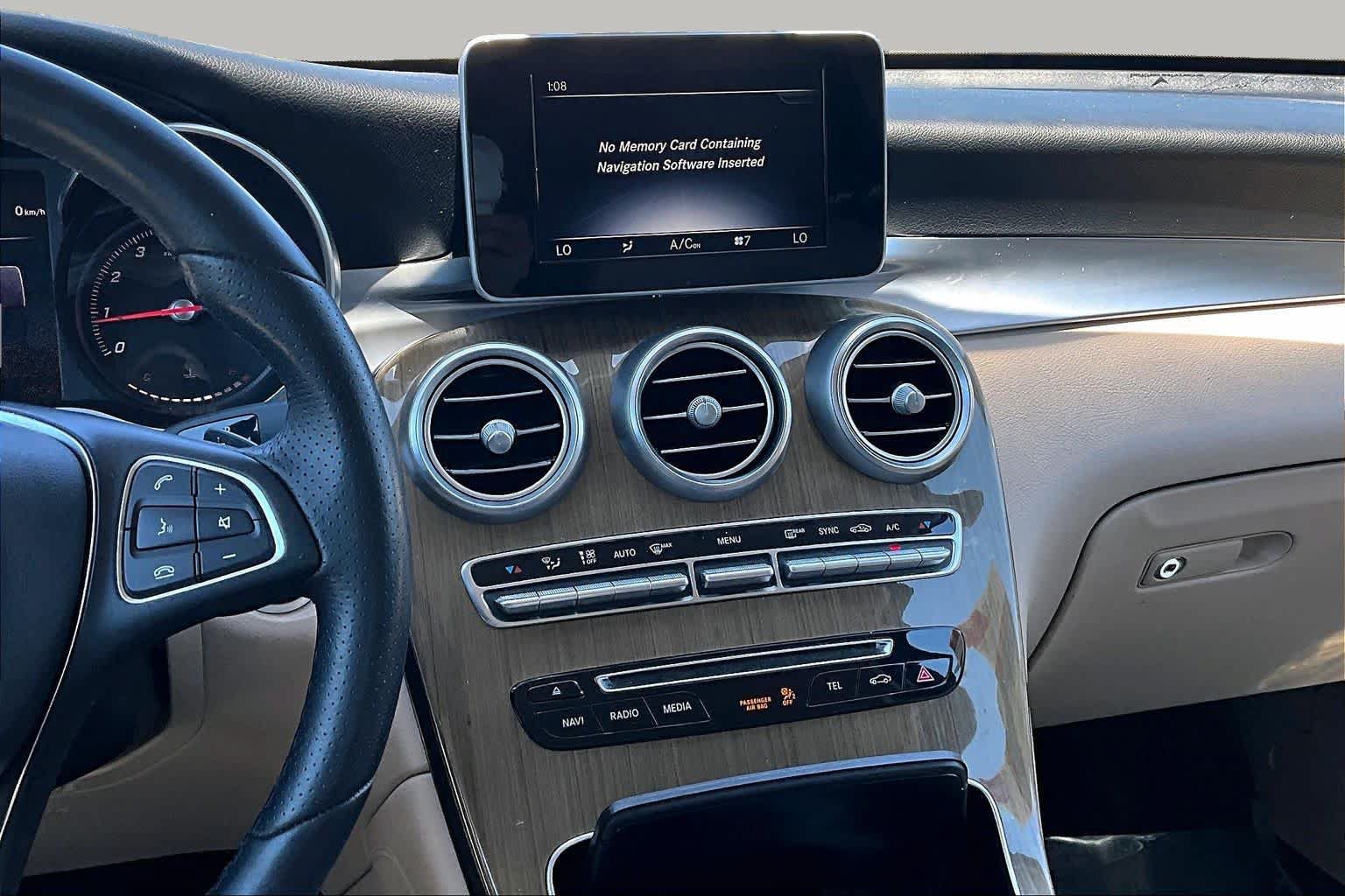 Used 2018 Mercedes-Benz GLC 300 image 6