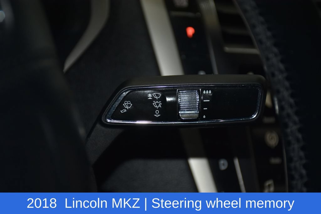Used 2018 Lincoln MKZ Reserve w/ Climate Package FWD image 12