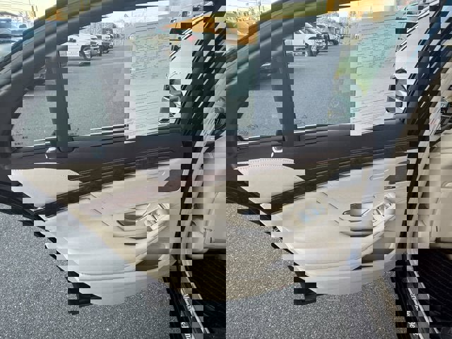 Used 2015 Mercedes-Benz S 550 4MATIC Sedan image 13