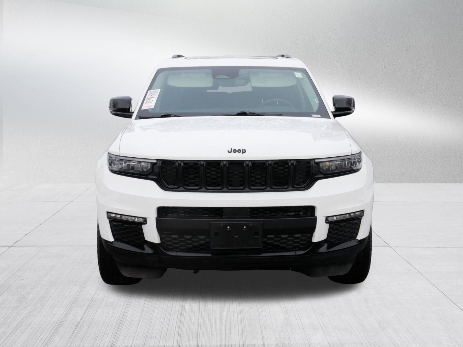 Certified 2023 Jeep Grand Cherokee L Limited w/ Black Appearance Package image 2