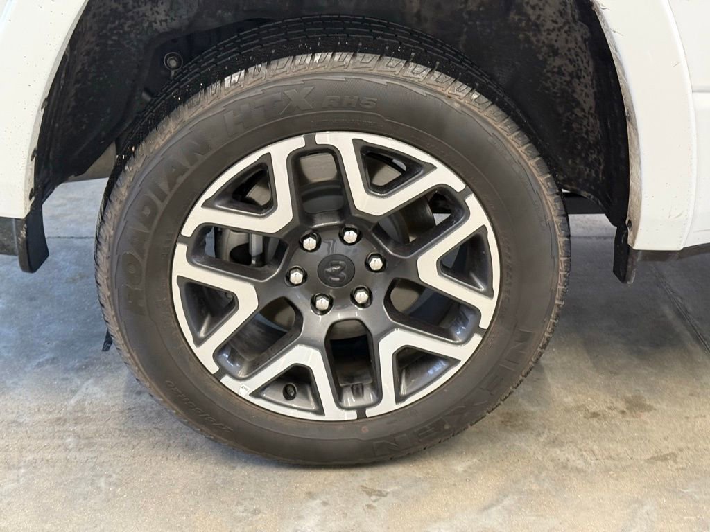 Used 2025 RAM 1500 Laramie image 5