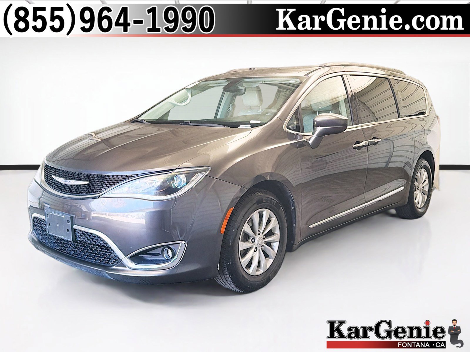 Used 2017 Chrysler Pacifica Touring-L FWD image 1