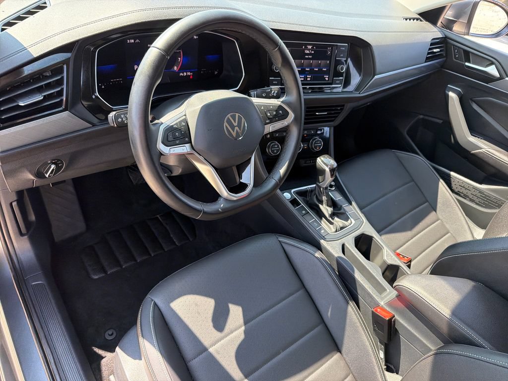 Certified 2023 Volkswagen Jetta SE FWD image 8