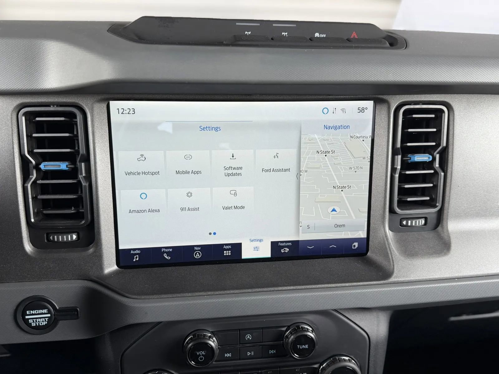 Used 2024 Ford Bronco Black Diamond image 30