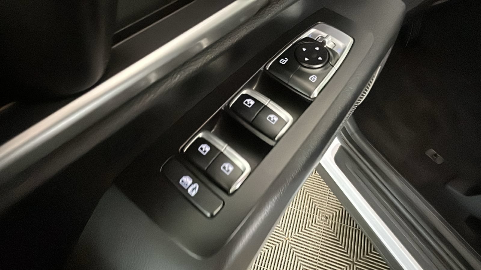 Used 2022 Kia Telluride S AWD/4WD image 13