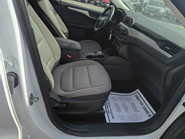 Used 2022 Ford Escape S image 18