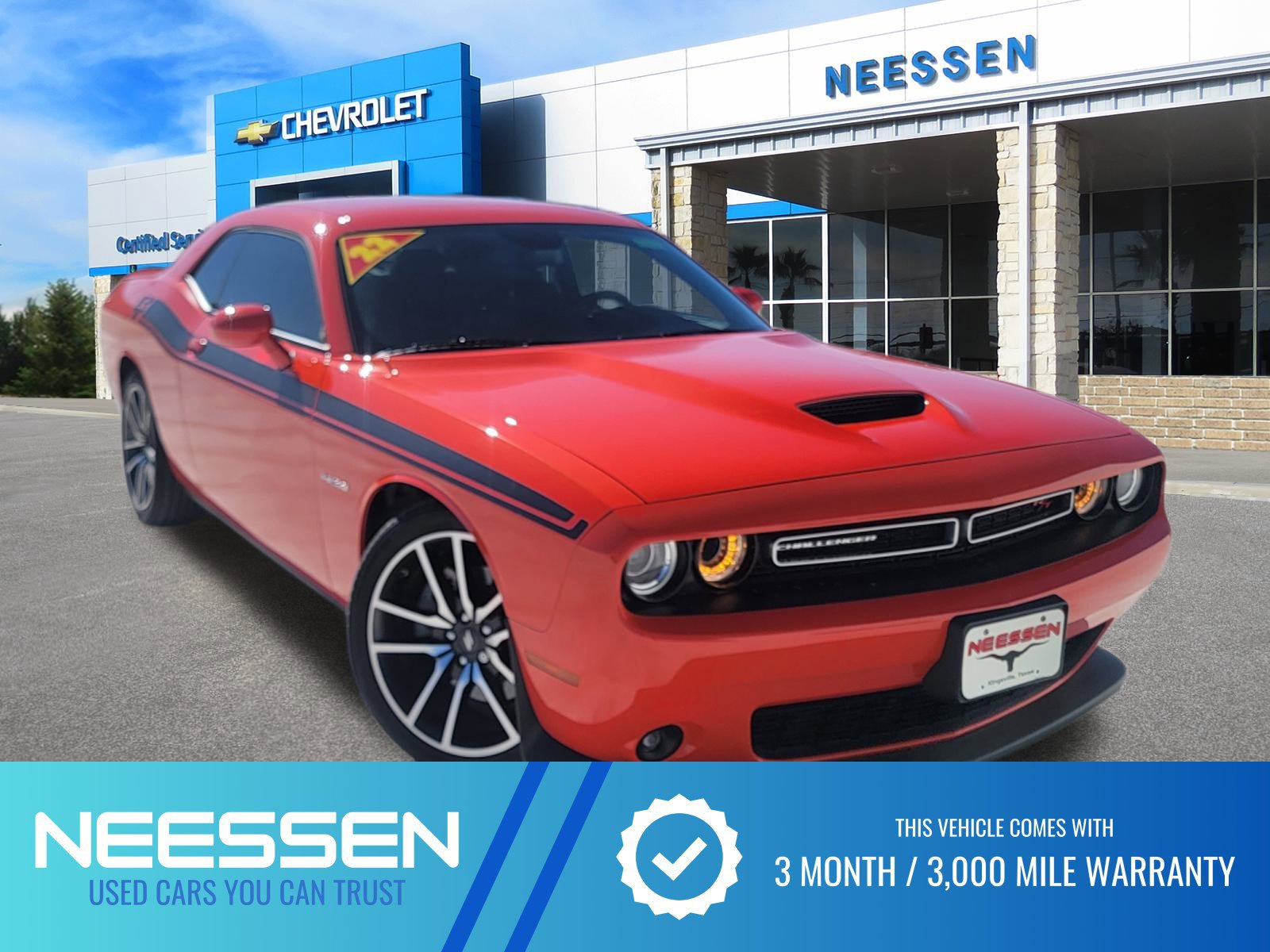 Used 2022 Dodge Challenger R/T w/ Plus Package image 1