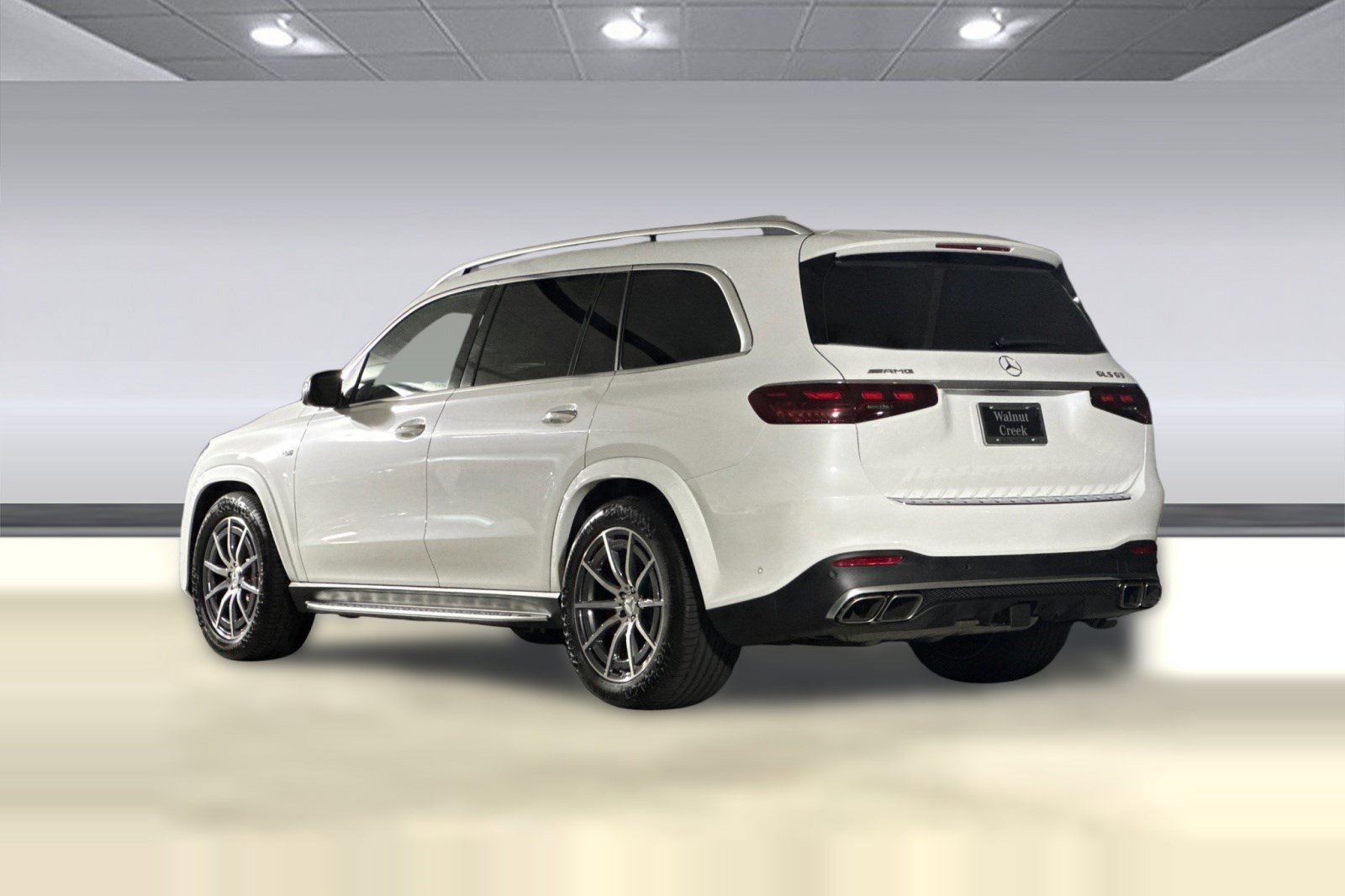 New 2026 Mercedes-Benz GLS 63 AMG 4MATIC image 3