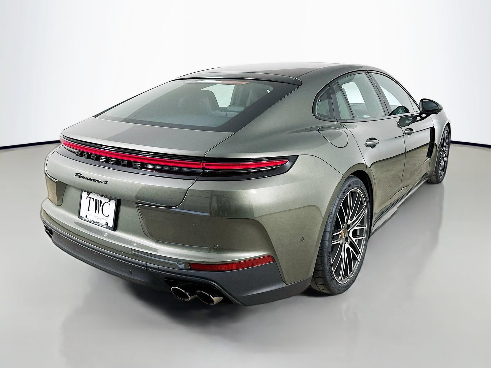 New 2026 Porsche Panamera 4 AWD/4WD image 5