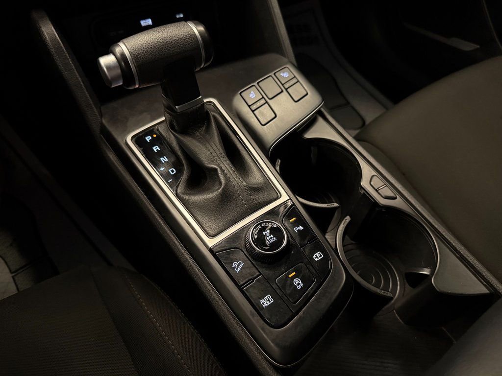 Used 2023 Kia Sportage LX image 14