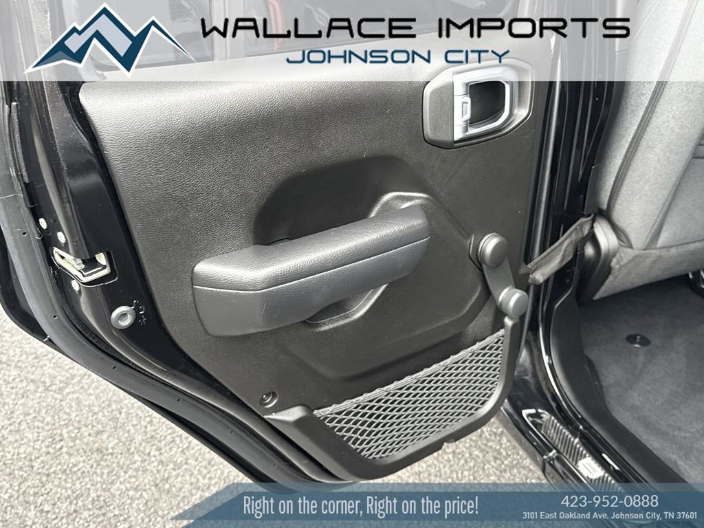 Used 2024 Jeep Gladiator Sport AWD/4WD image 33