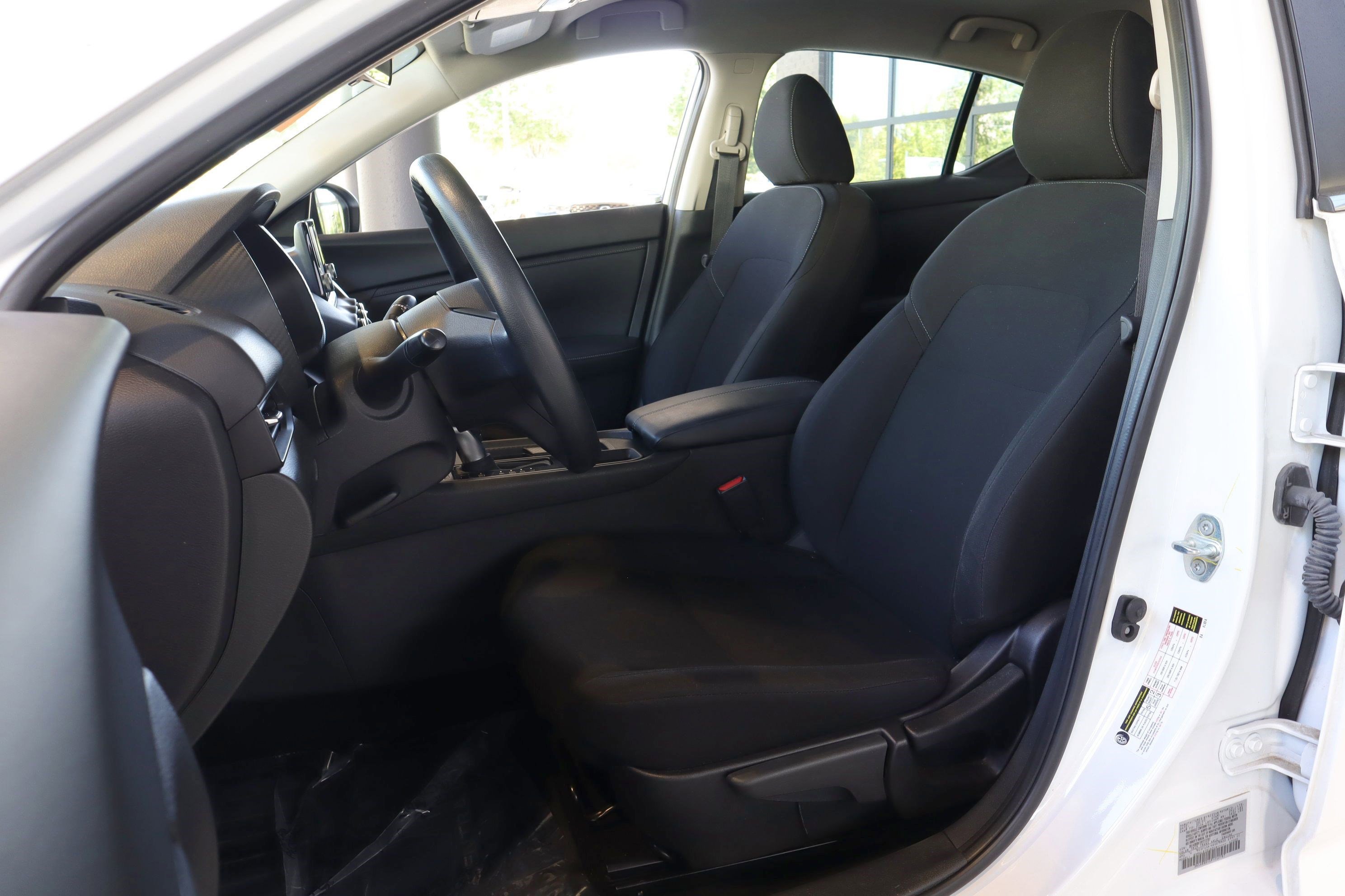 Used 2024 Nissan Sentra S FWD image 8