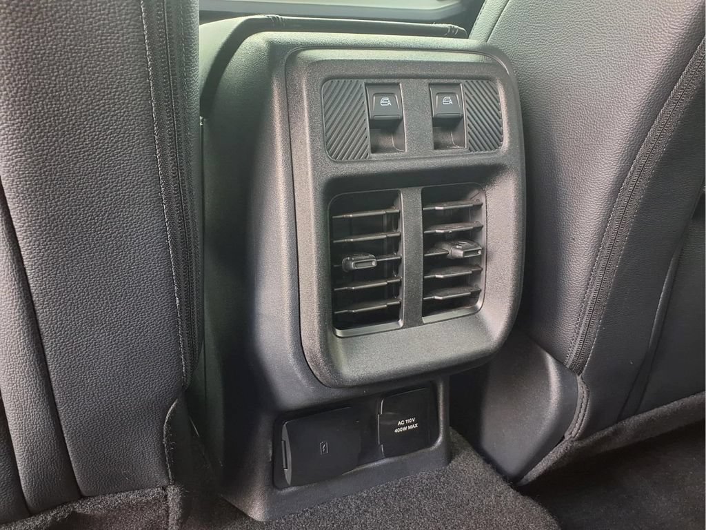 Used 2025 Ford Bronco Outer Banks AWD/4WD image 20