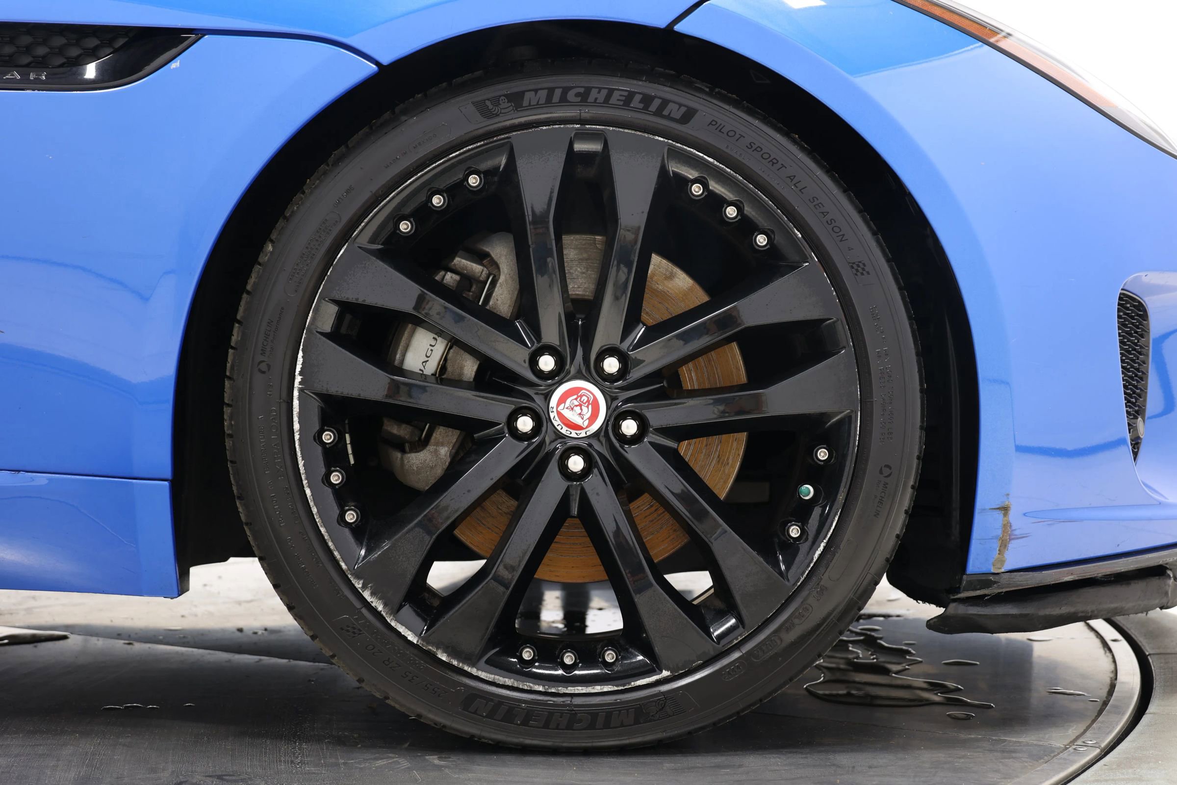 Used 2020 Jaguar F-TYPE Convertible image 75