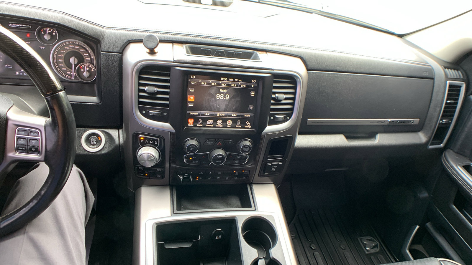 Used 2014 RAM 1500 Limited AWD/4WD image 17