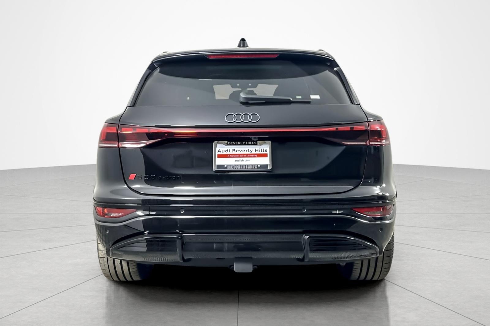 New 2027 Audi SQ6 e-tron Premium Plus AWD/4WD image 5