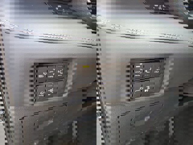 New 2026 Toyota Highlander Platinum image 13