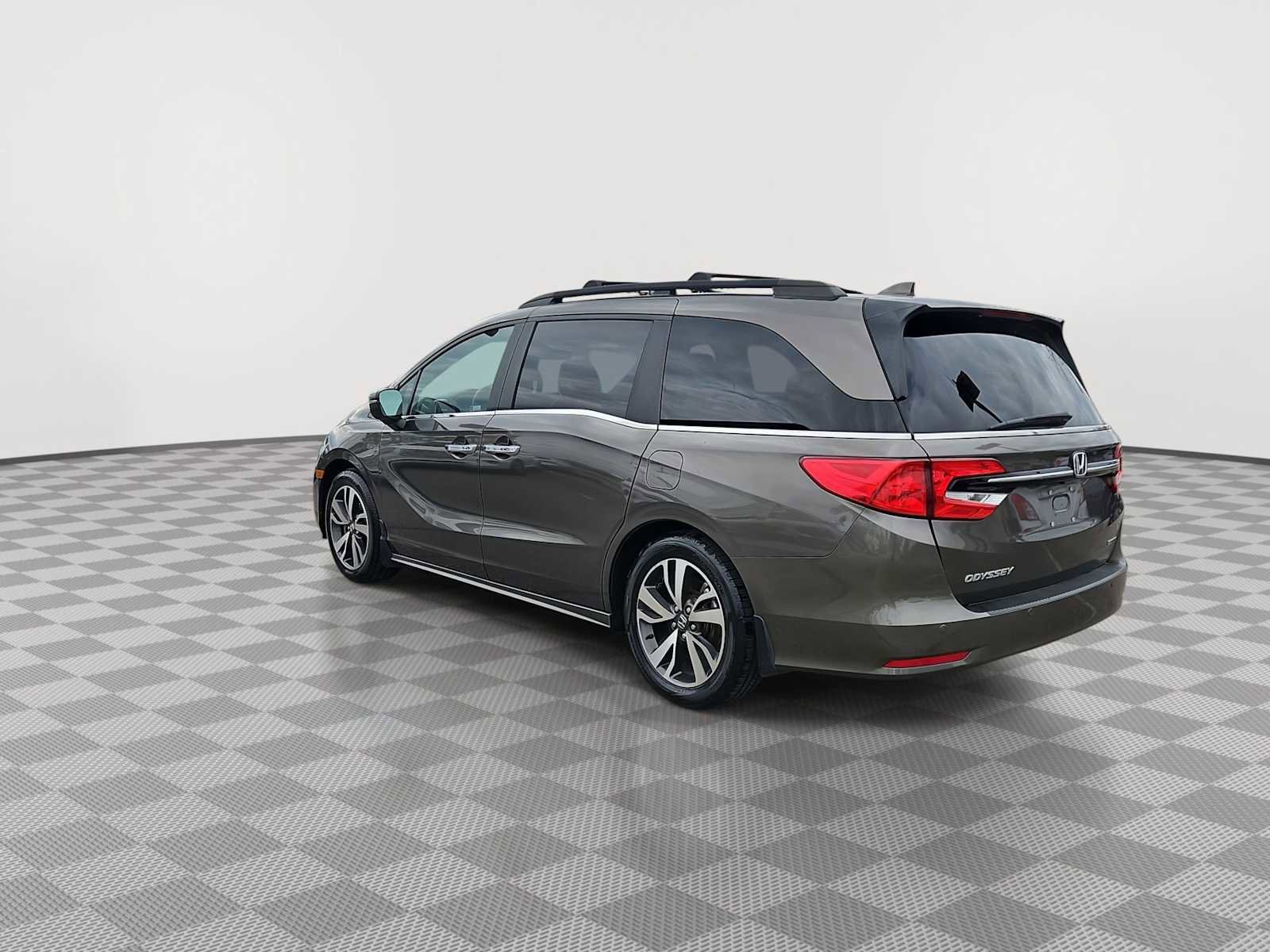 Used 2022 Honda Odyssey Touring image 6