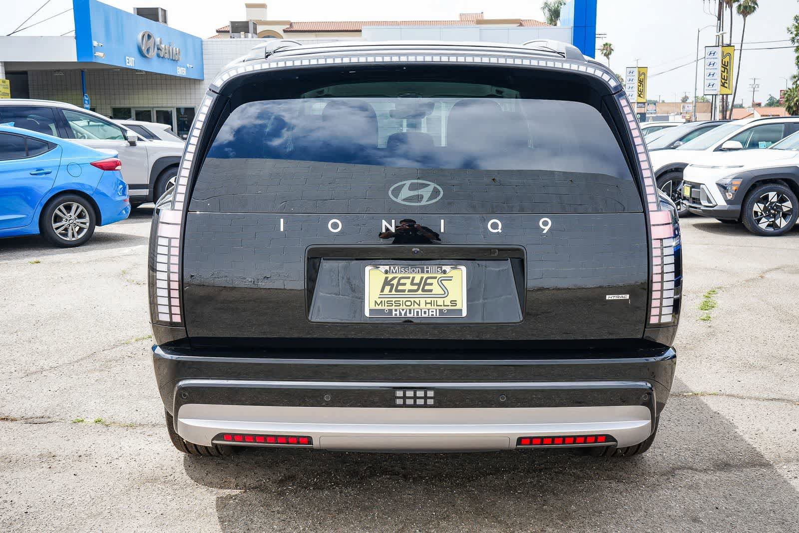 New 2026 Hyundai Ioniq 9 SEL image 3
