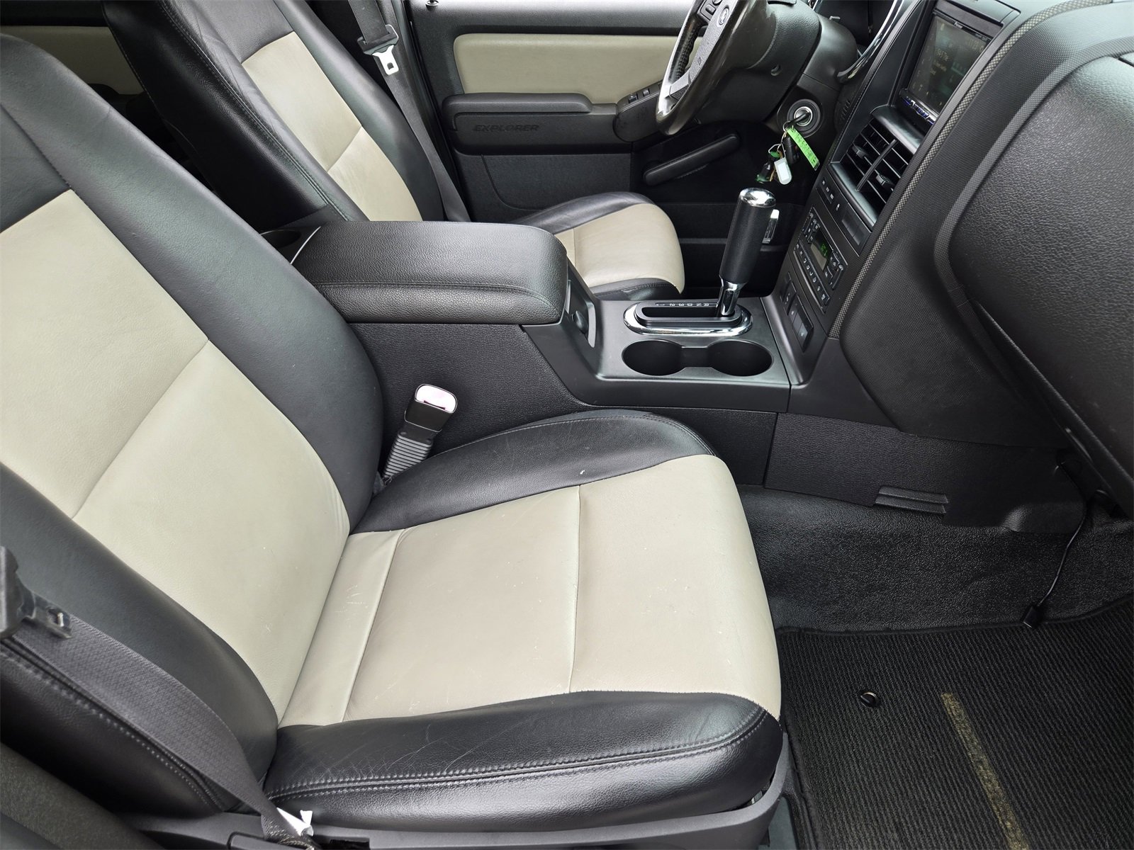 Used 2007 Ford Explorer Sport Trac Limited image 13