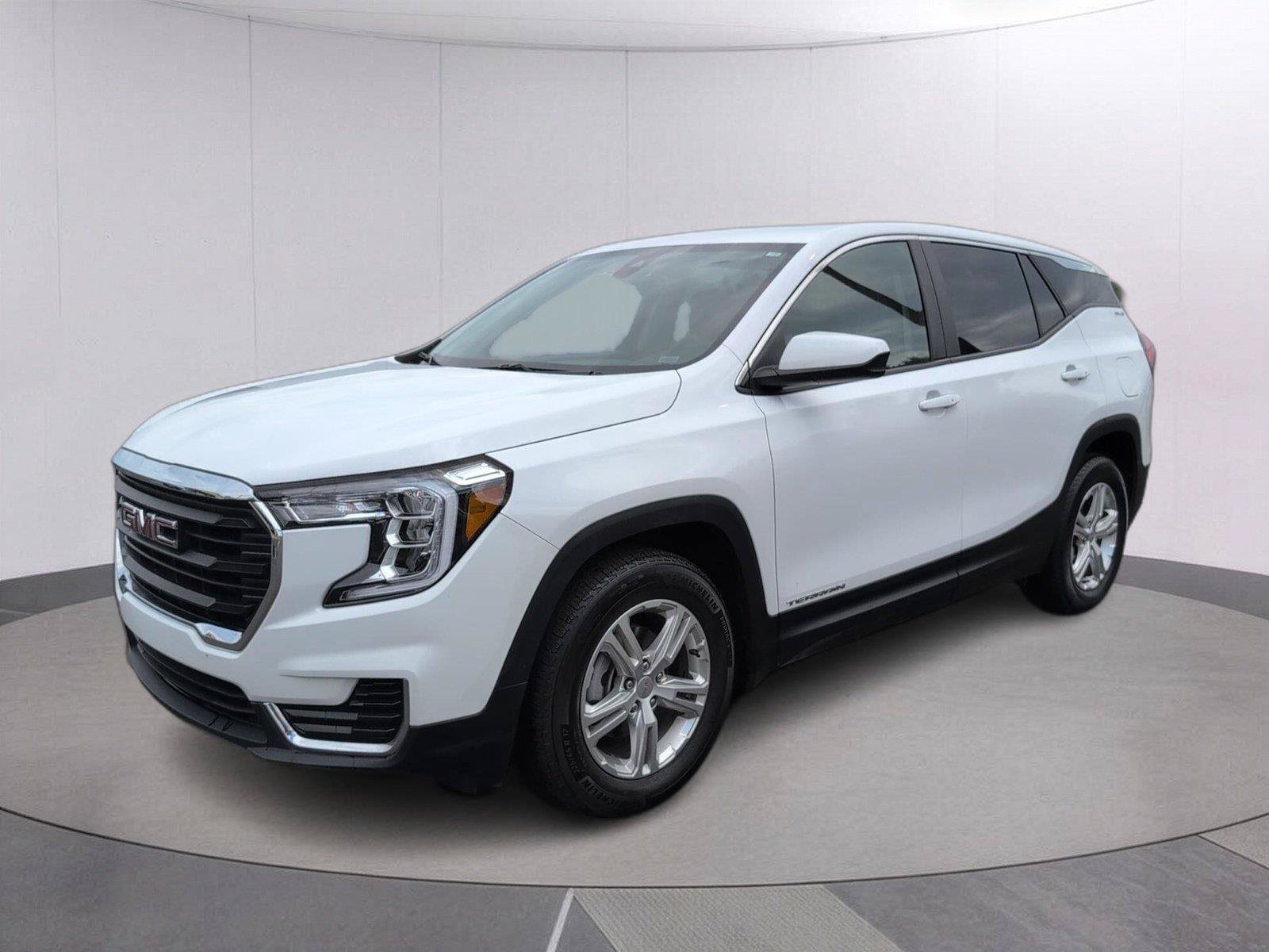 Used 2024 GMC Terrain SLE FWD video 1