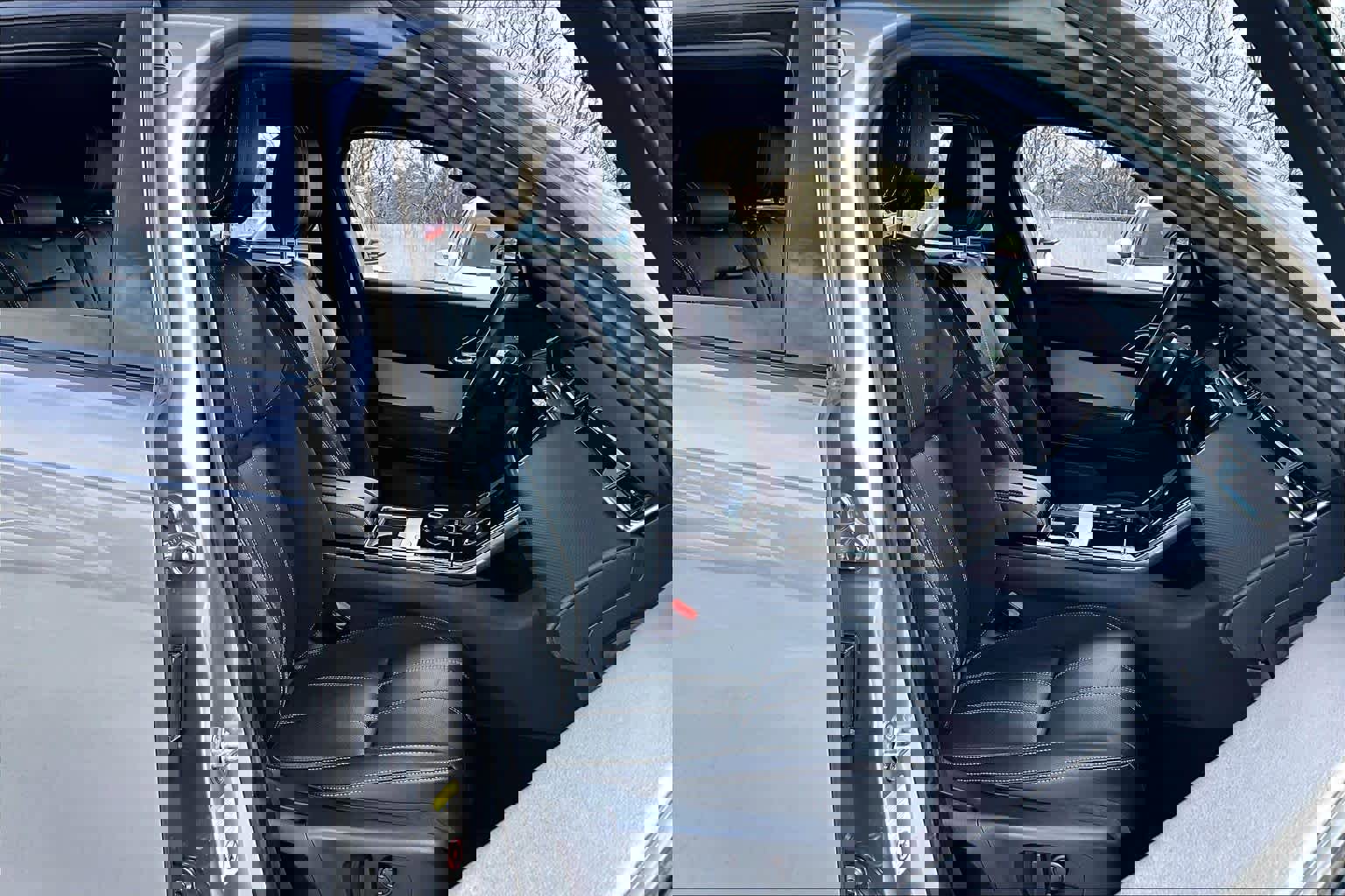 Used 2020 Land Rover Range Rover Velar R-Dynamic S image 10