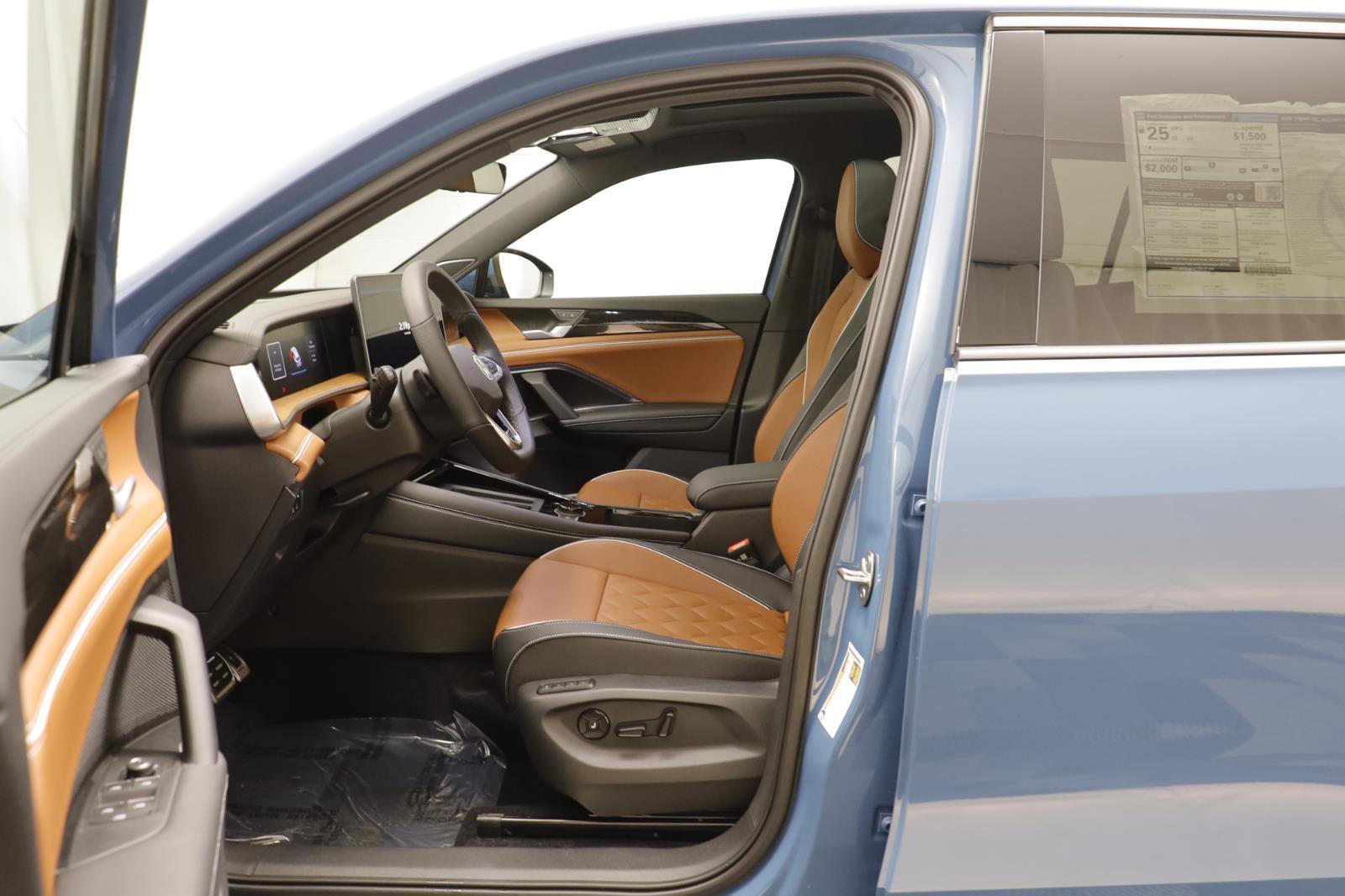 New 2026 Volkswagen Tiguan SEL R-Line image 5