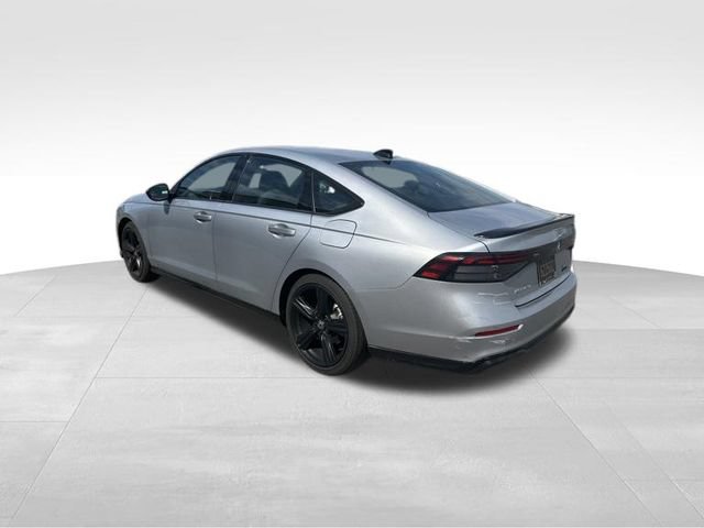 Used 2025 Honda Accord Sport image 6