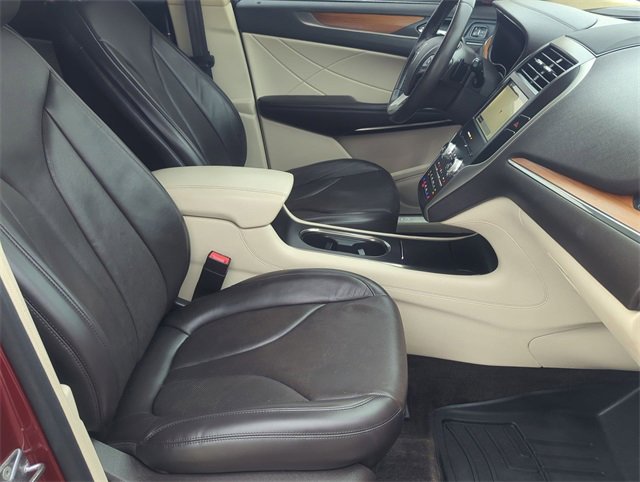 Used 2016 Lincoln MKC Reserve w/ Lincoln MKC Climate Package image 27