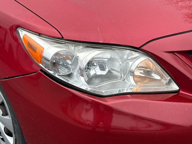 Used 2011 Toyota Corolla LE FWD image 12