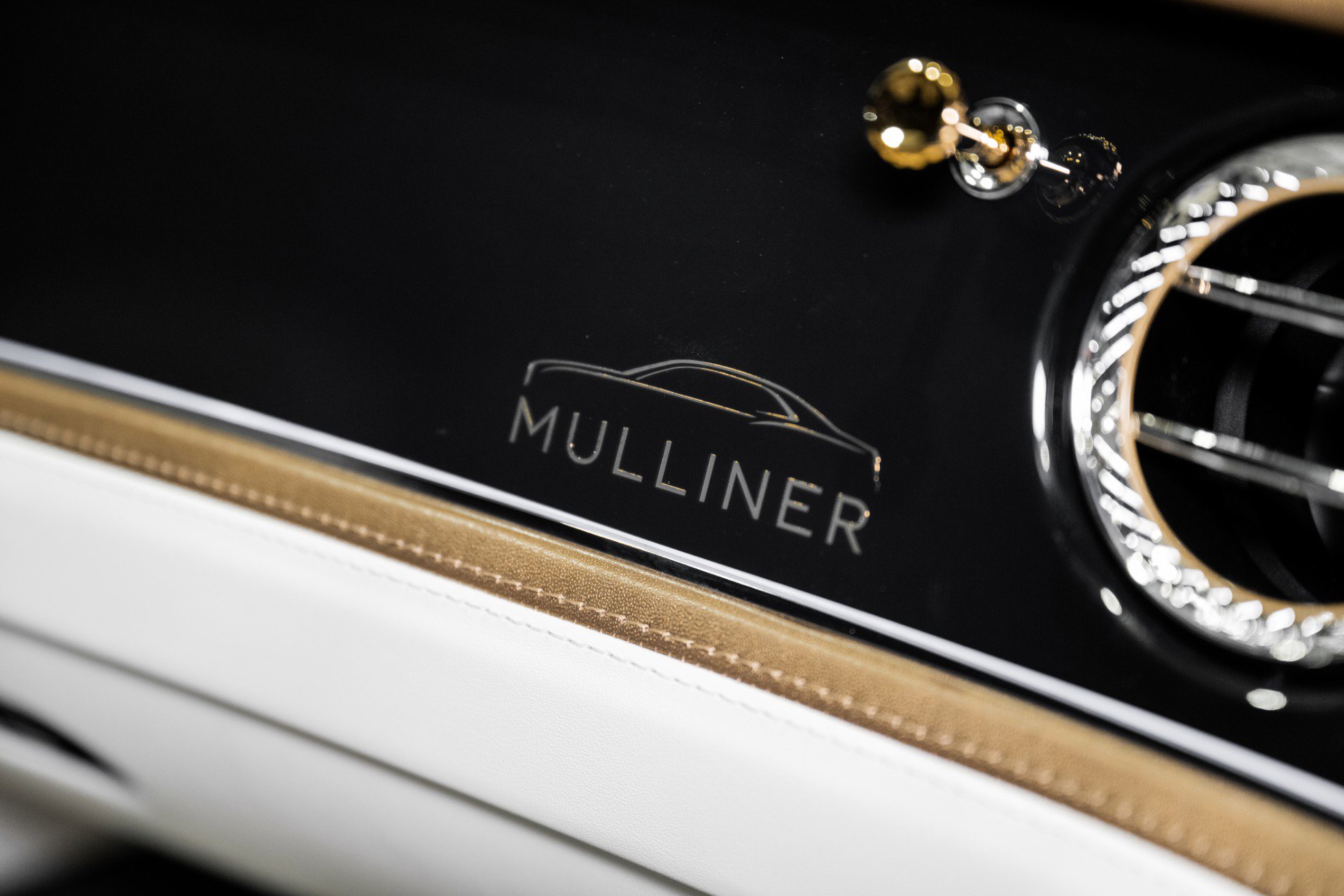 New 2026 Bentley Flying Spur Plug-In Hybrid image 60