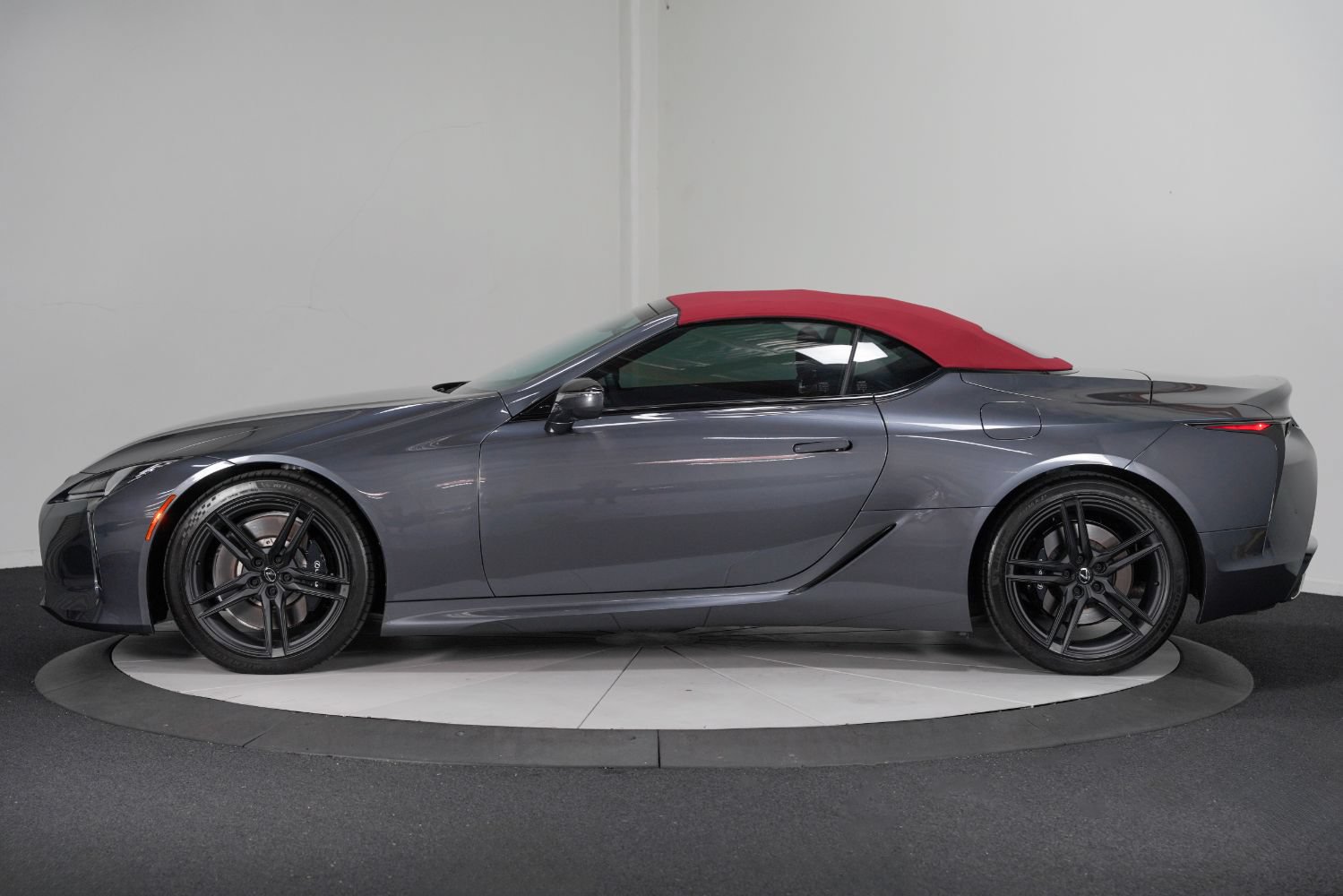 Used 2025 Lexus LC 500 Convertible w/ Bespoke Build Package RWD image 7