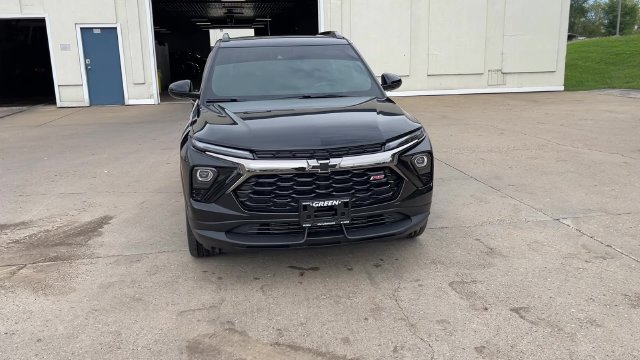 Used 2026 Chevrolet TrailBlazer RS w/ Convenience Package AWD/4WD image 3
