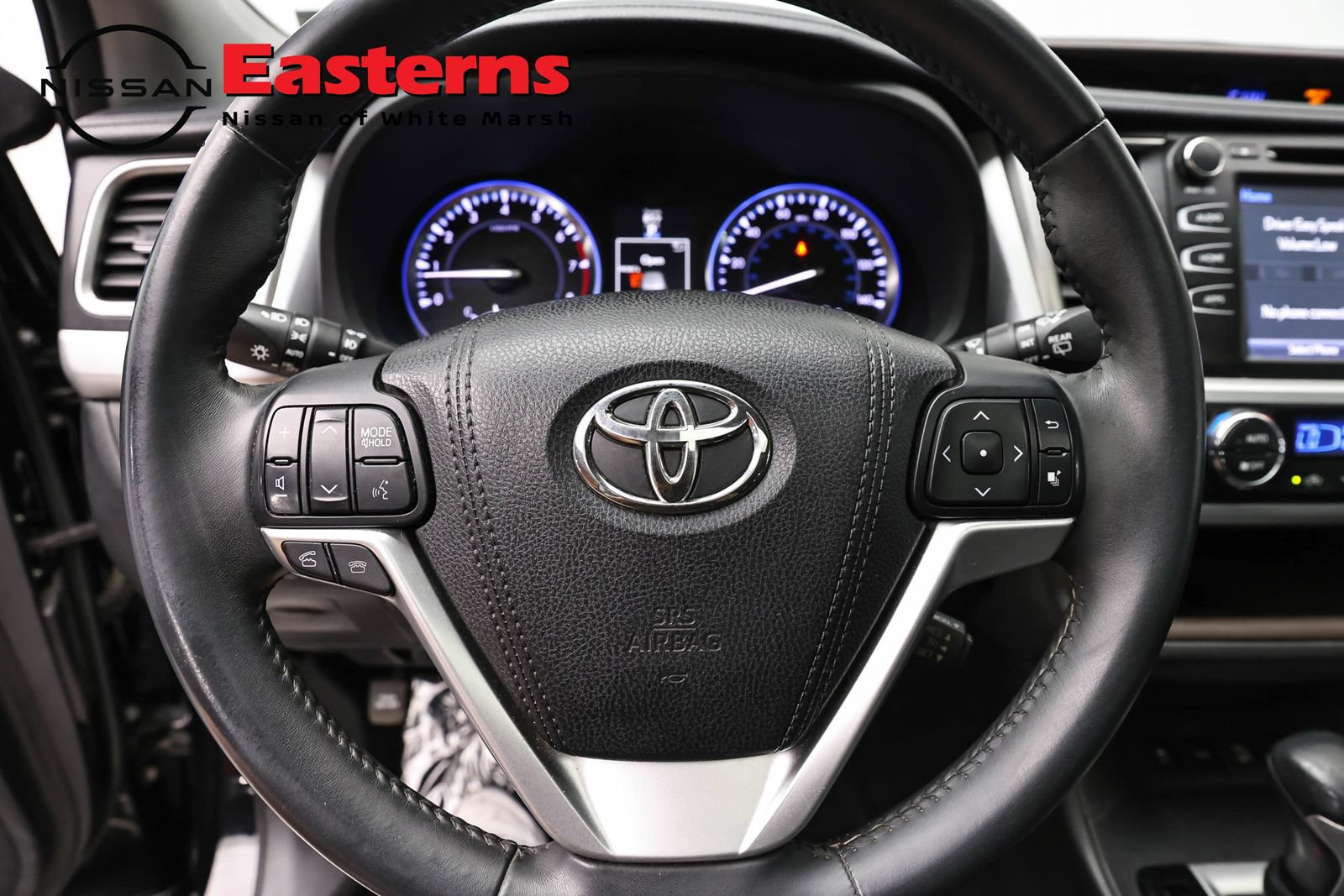 Used 2016 Toyota Highlander XLE AWD/4WD image 10