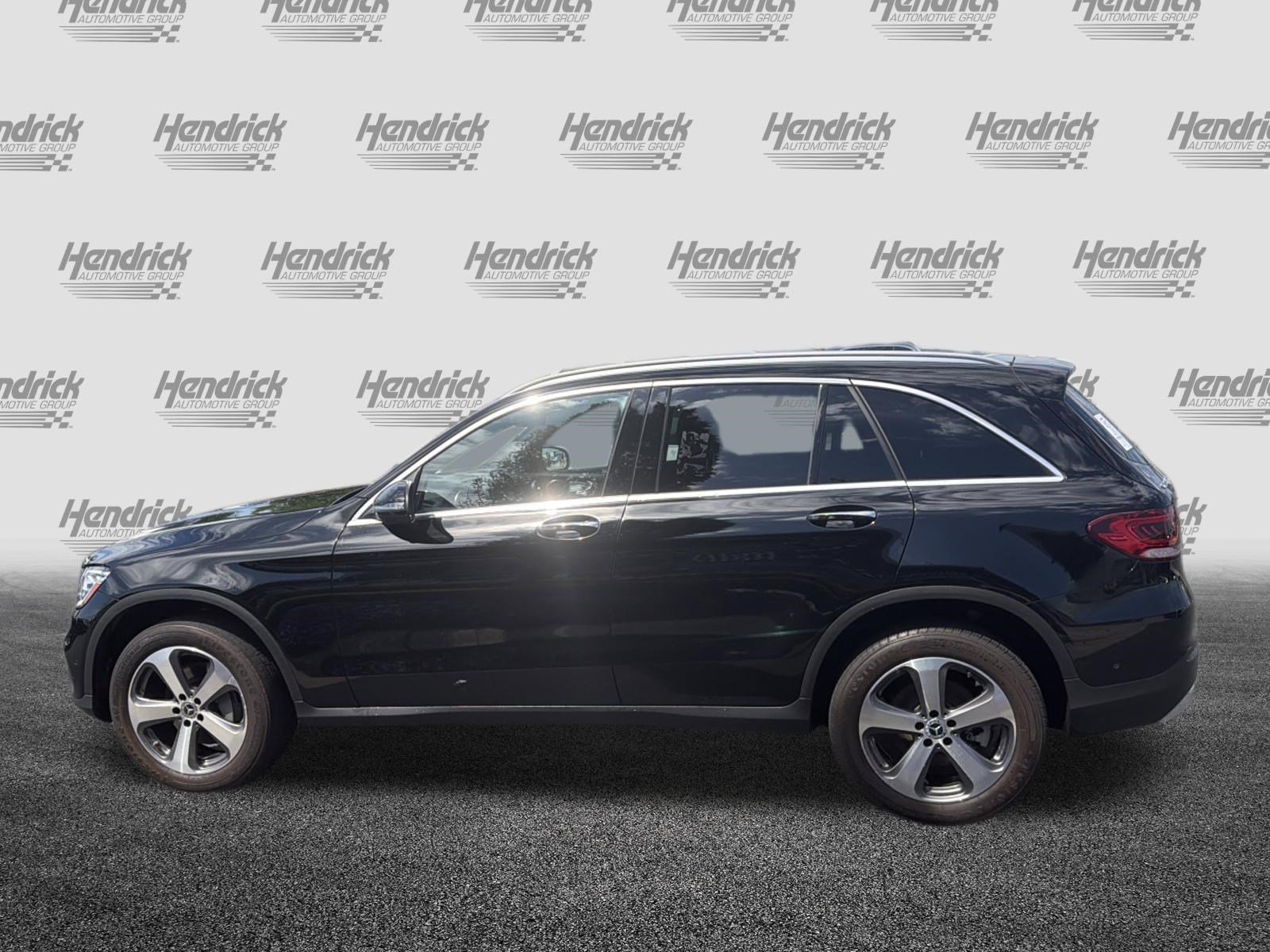 Certified 2022 Mercedes-Benz GLC 300 4MATIC w/ Driver Assistance Package image 7
