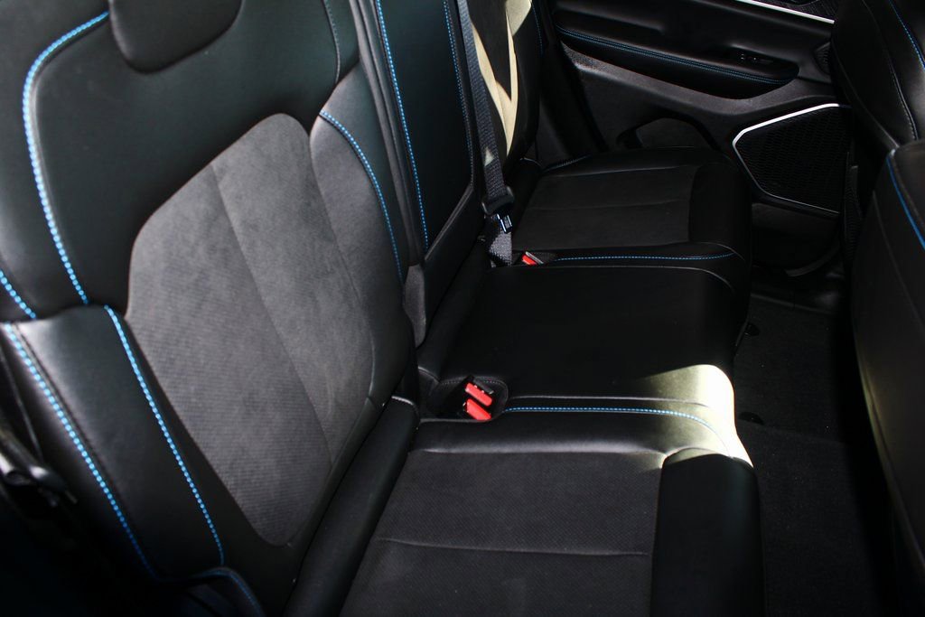 Used 2024 Jeep Grand Cherokee Trailhawk w/ Advanced Protech Group II image 8