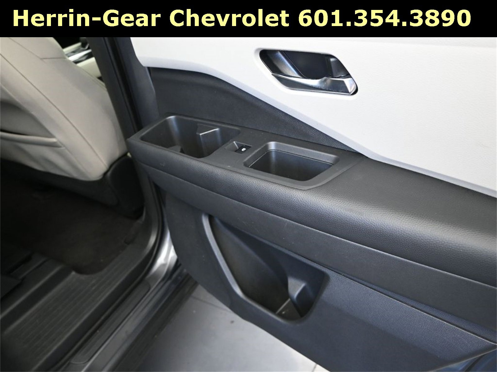 Used 2022 Nissan Pathfinder SV image 22