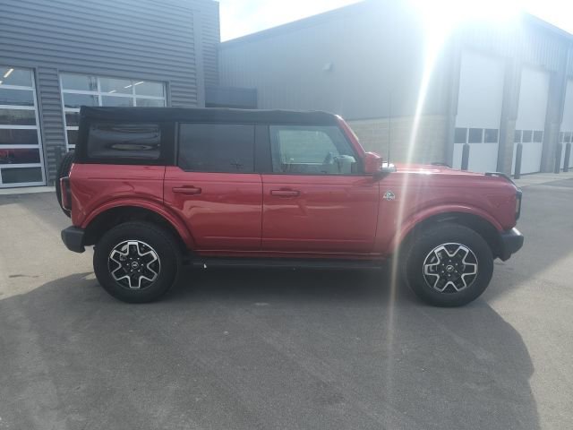 Used 2021 Ford Bronco Outer Banks image 4