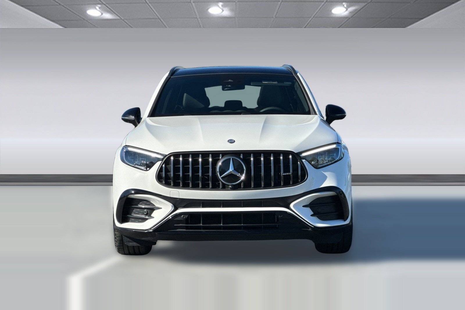 Used 2025 Mercedes-Benz GLC 43 AMG 4MATIC image 4