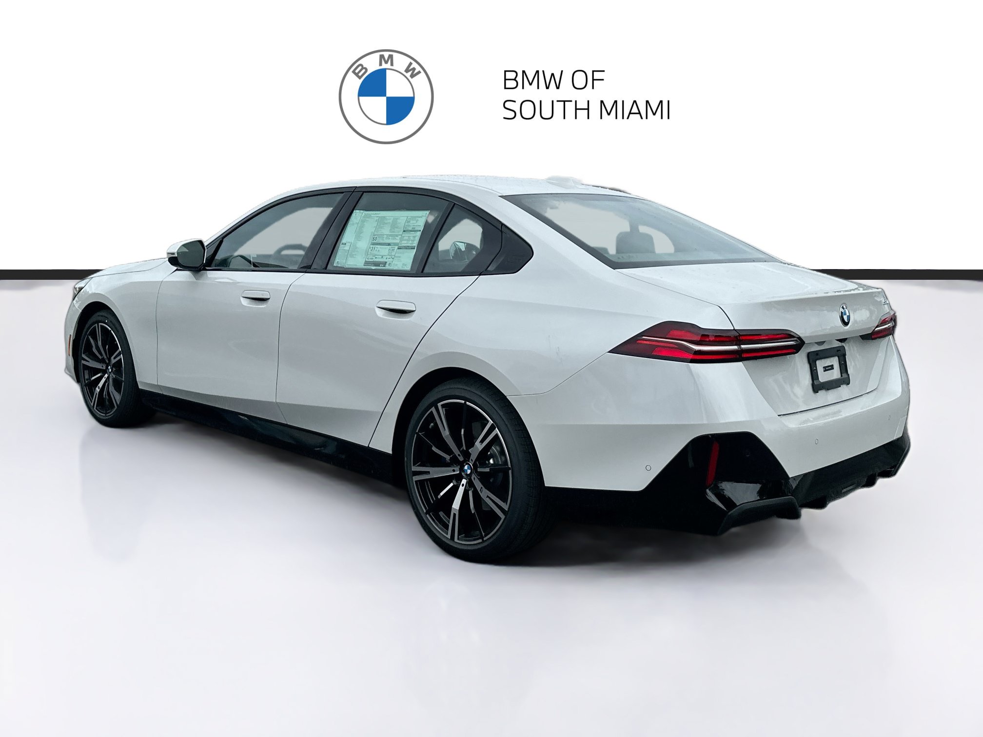 New 2026 BMW 530i w/ M Sport Package RWD image 4