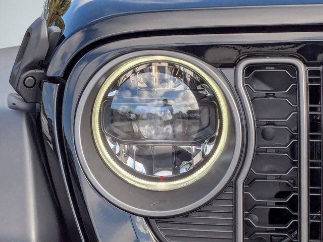 New 2026 Jeep Wrangler Unlimited Sport AWD/4WD image 9