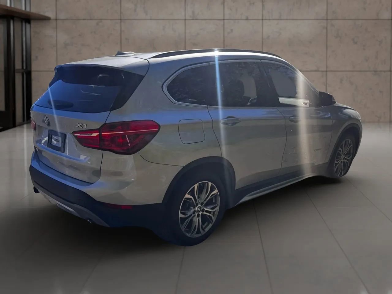 Used 2016 BMW X1 xDrive28i image 6