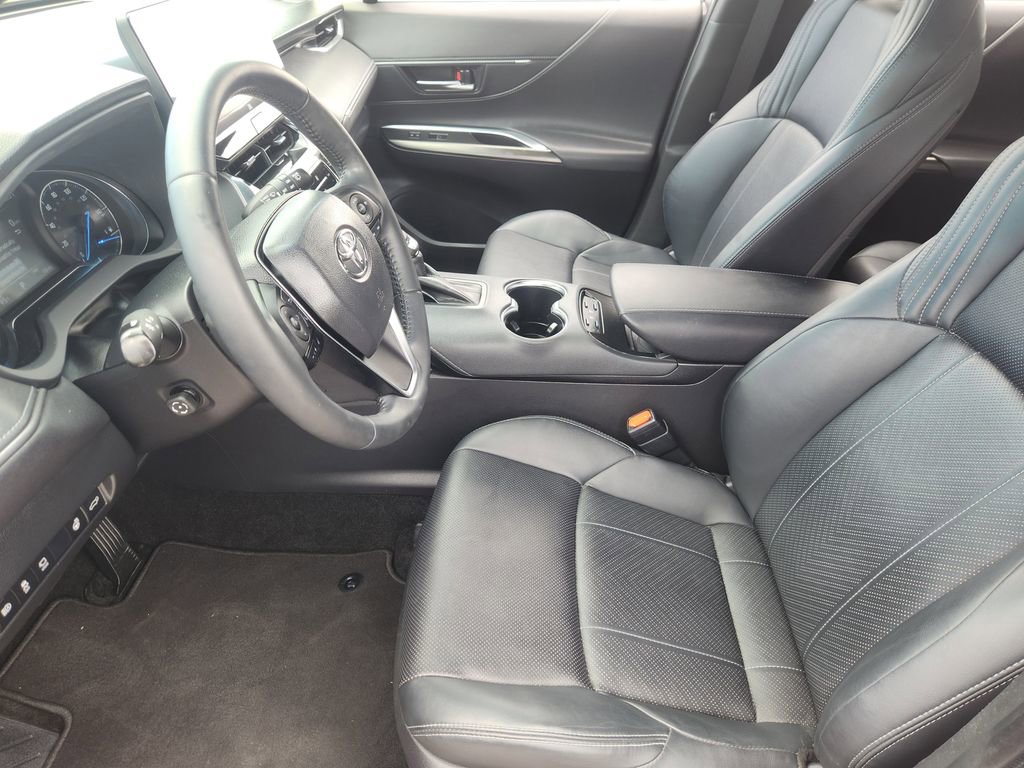 Used 2021 Toyota Venza Limited AWD/4WD image 10