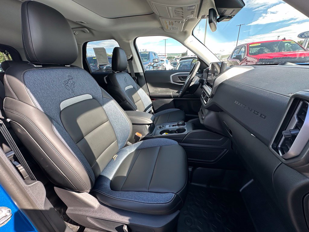 New 2026 Ford Bronco Sport Outer Banks w/ Sasquatch Outer Banks Package AWD/4WD image 24