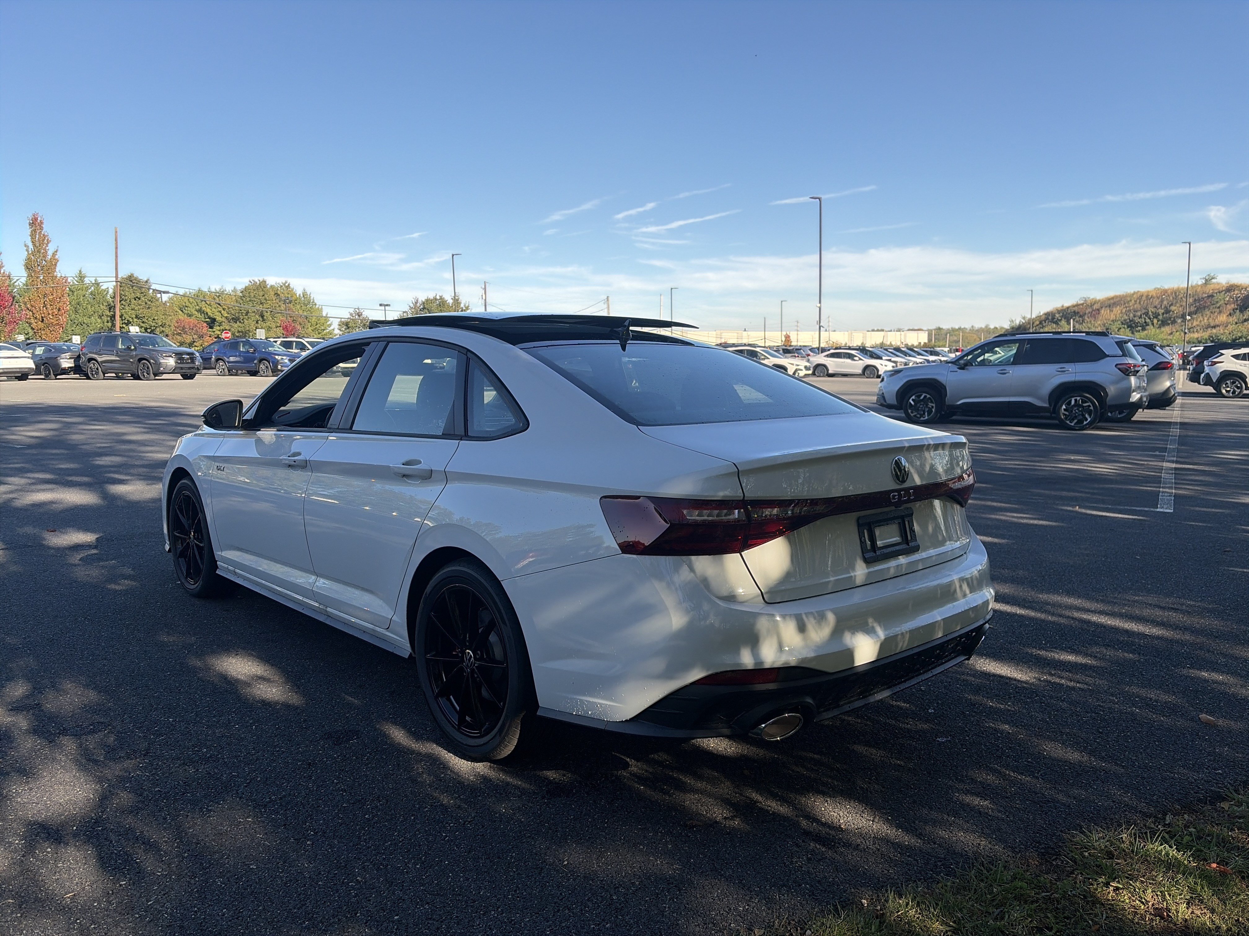 New 2026 Volkswagen Jetta GLI Autobahn FWD image 6