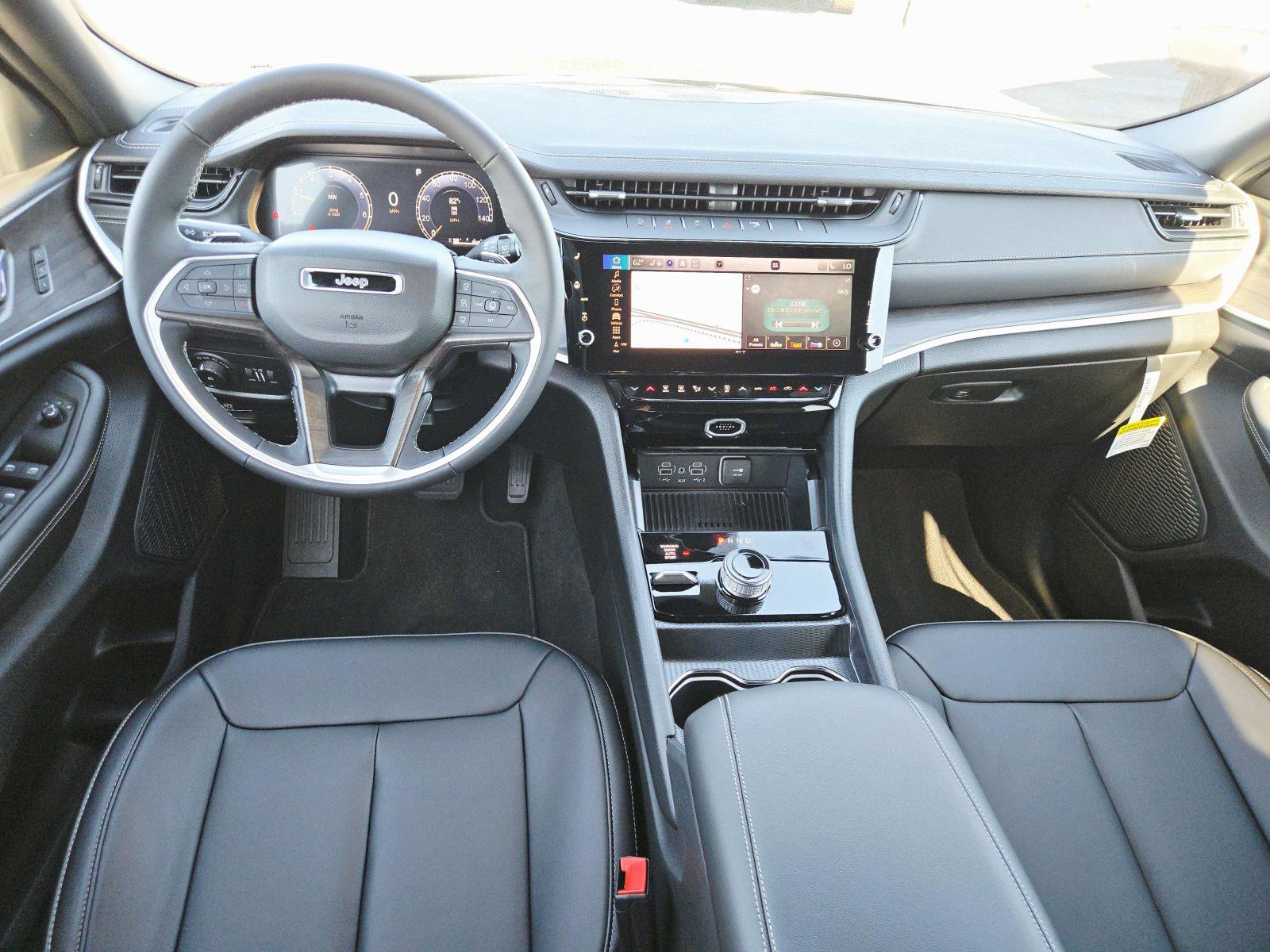 New 2027 Jeep Grand Cherokee L Limited AWD/4WD image 11